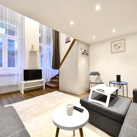 Cute Gallery Apartment Close To The Basilica, Queen Budapest Exterior foto