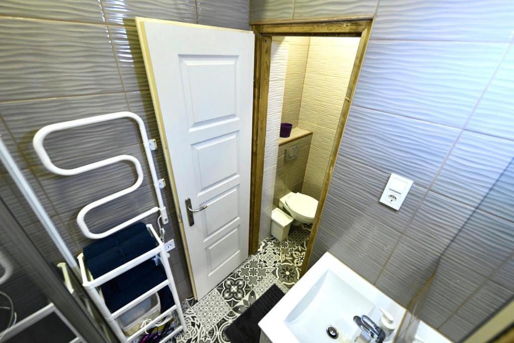 Apartment Cute Gallery Close To The Basilica, Queen *